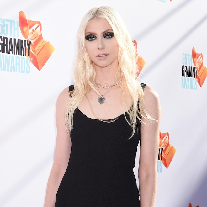 Taylor Momsen Reveals Workout Behind Her Jaw-Dropping Abs Taylor Momsen Reveals Workout Behind Her Jaw-Dropping Abs